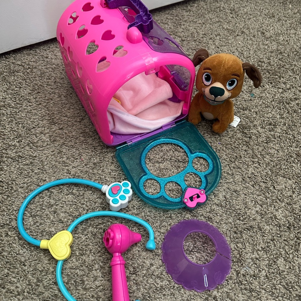 Pink Pet Carrier Toy Set with Accessories